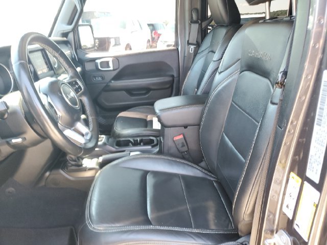 Used 2018 Jeep Wrangler Unlimited Sahara w/ Safety Group AWD/4WD image 24