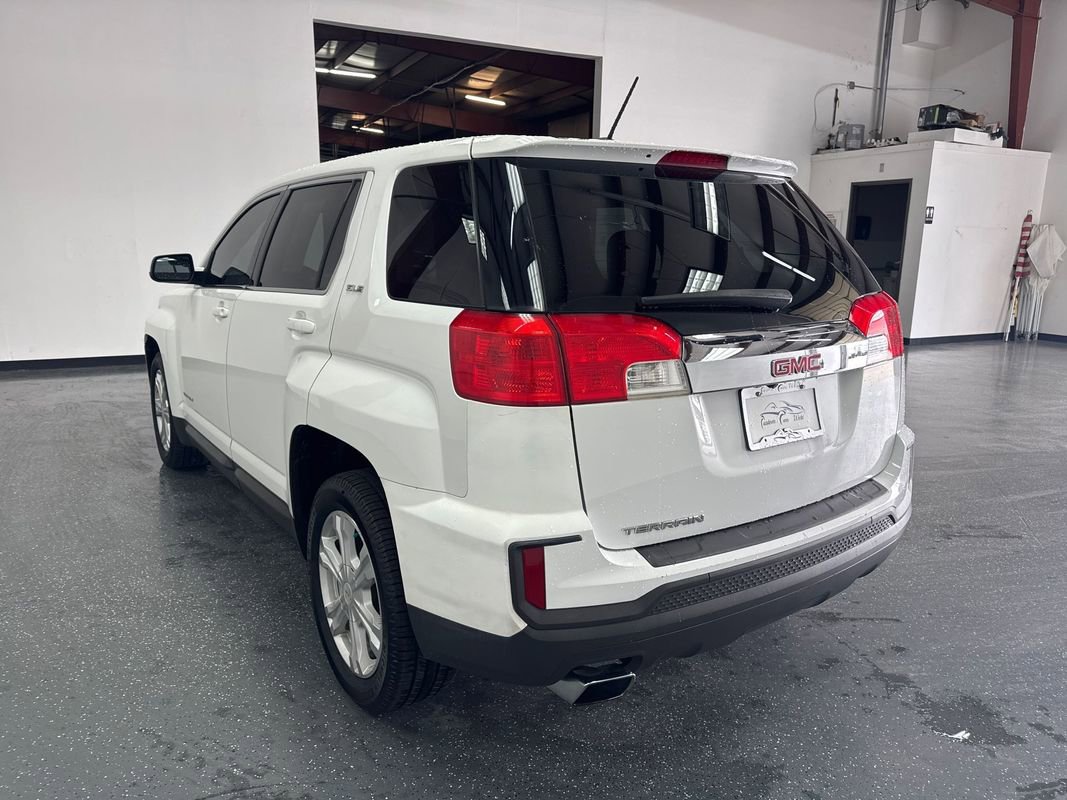 Used 2017 GMC Terrain SLE image 6
