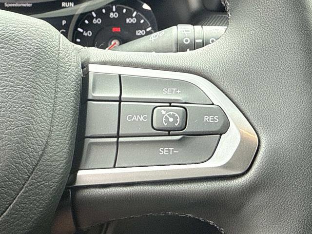 Used 2025 Jeep Compass Latitude w/ Altitude Special Edition AWD/4WD image 23