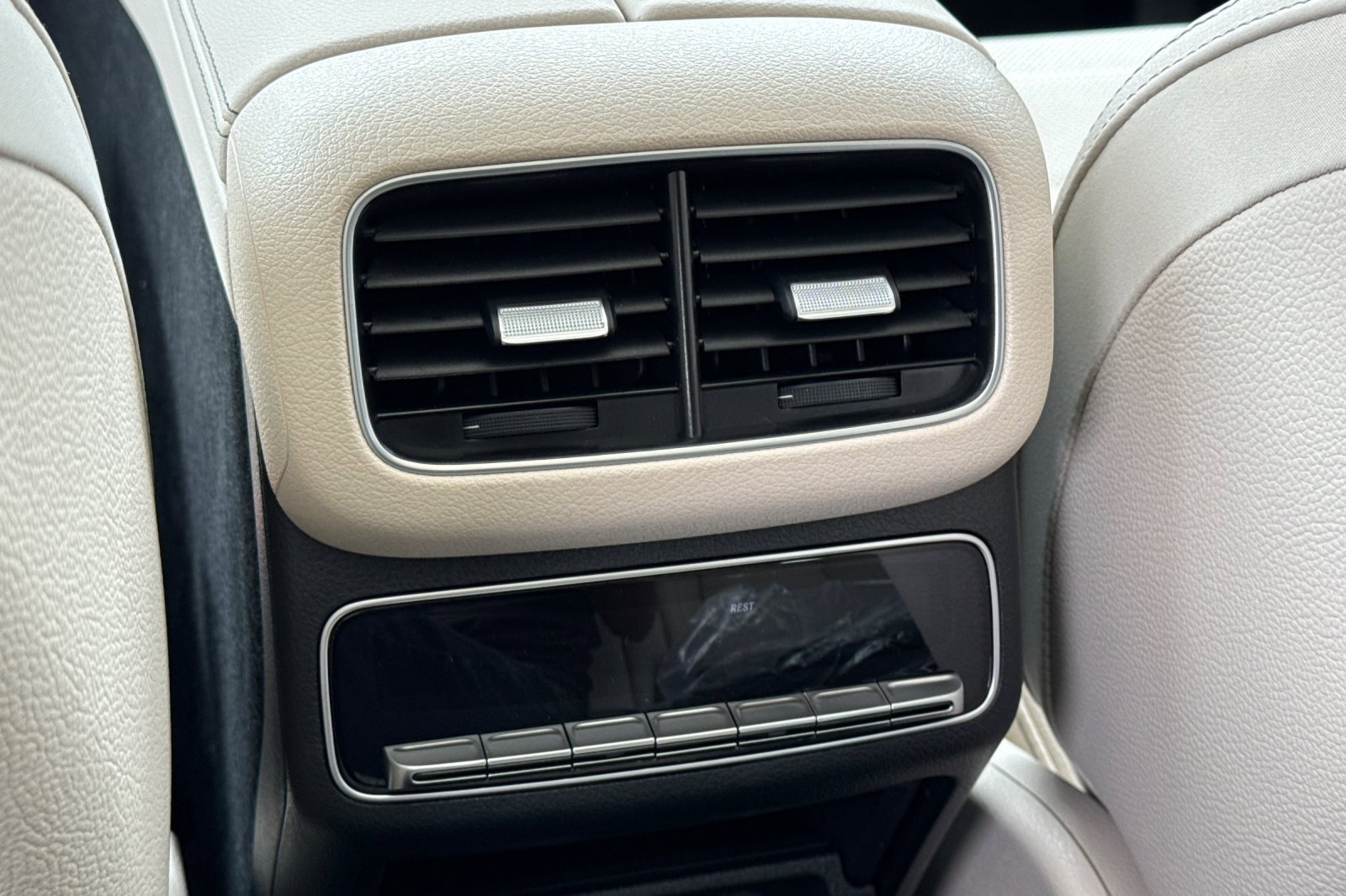 New 2026 Mercedes-Benz GLS 450 4MATIC image 15