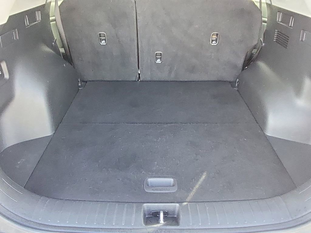 Used 2023 Kia Sportage EX image 32