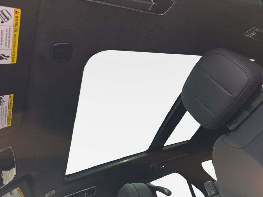 New 2025 Land Rover Range Rover Sport Autobiography AWD/4WD image 31