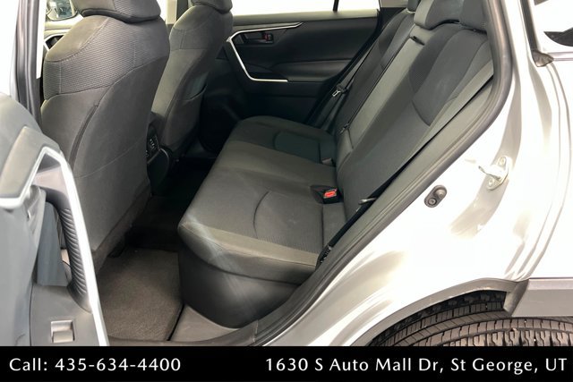 Used 2025 Toyota RAV4 LE AWD/4WD image 21