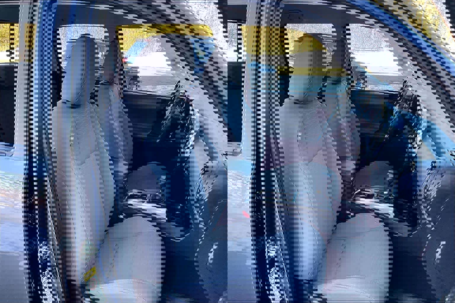 Used 2017 Toyota Tacoma SR5 w/ Tow Package image 8