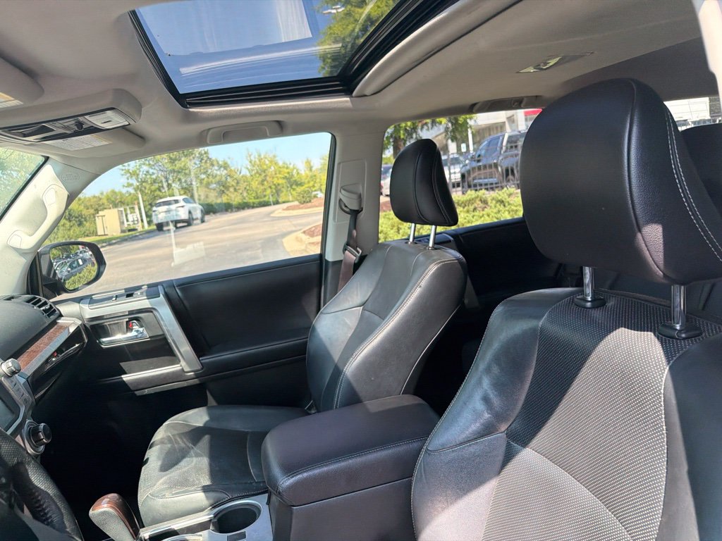 Used 2016 Toyota 4Runner Limited AWD/4WD image 9