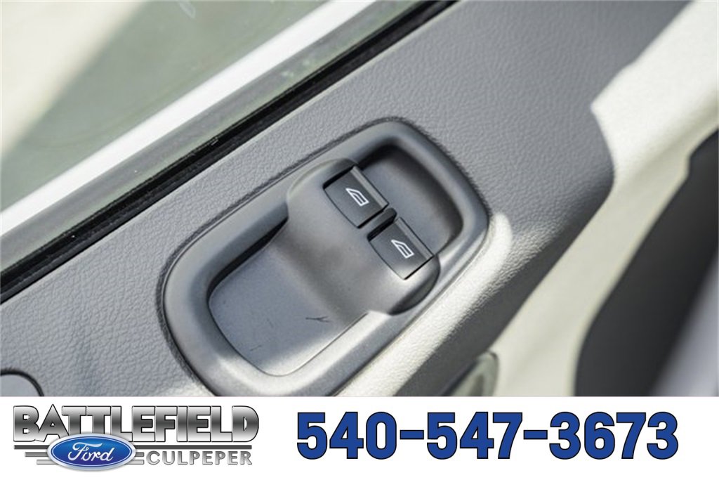 New 2025 Ford Transit 250 148 Medium Roof image 34