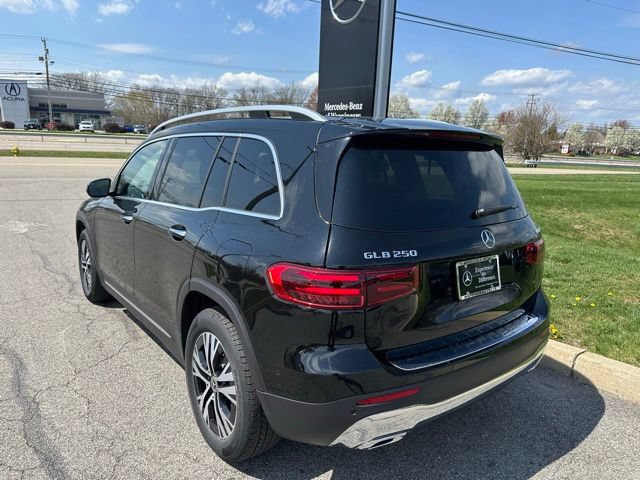 New 2026 Mercedes-Benz GLB 250 4MATIC image 3