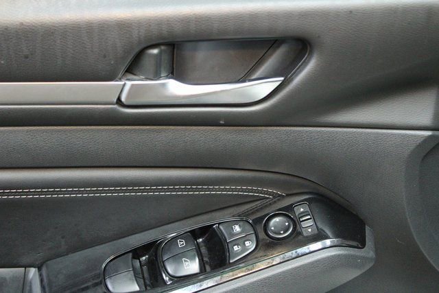 Used 2020 Nissan Altima 2.5 SV image 15