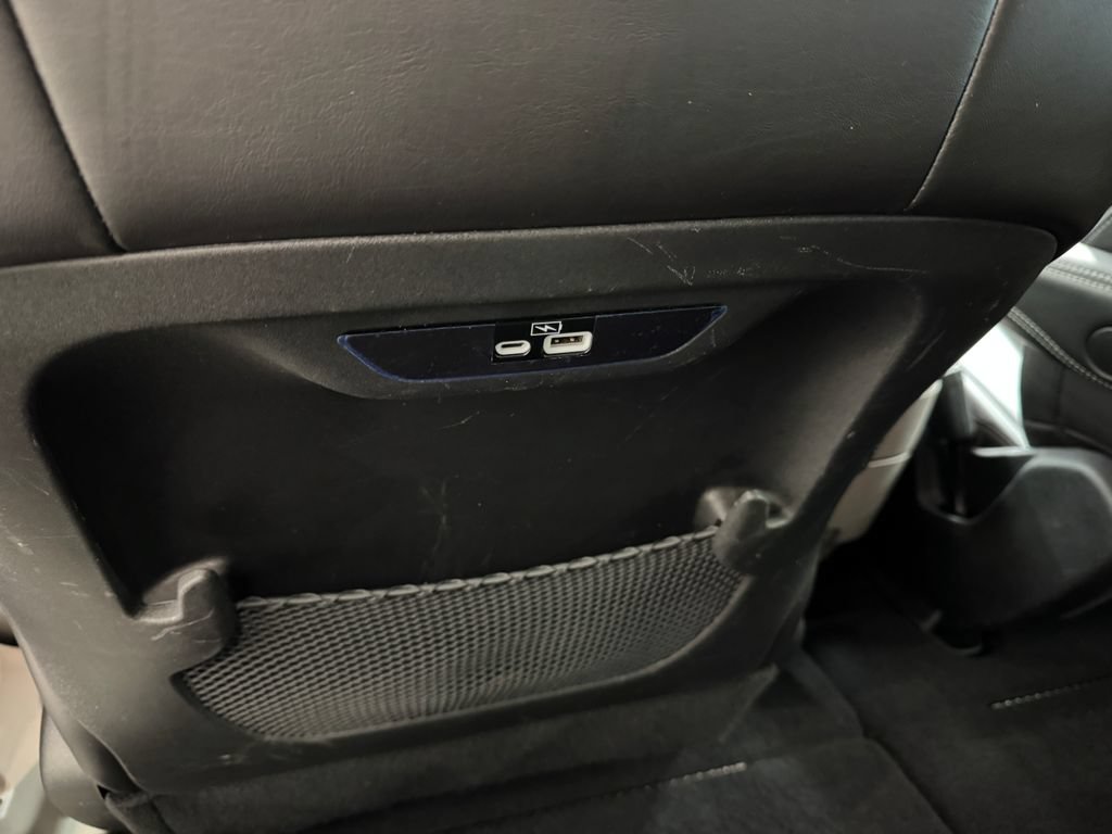 Used 2023 Chrysler Pacifica Touring-L FWD image 26