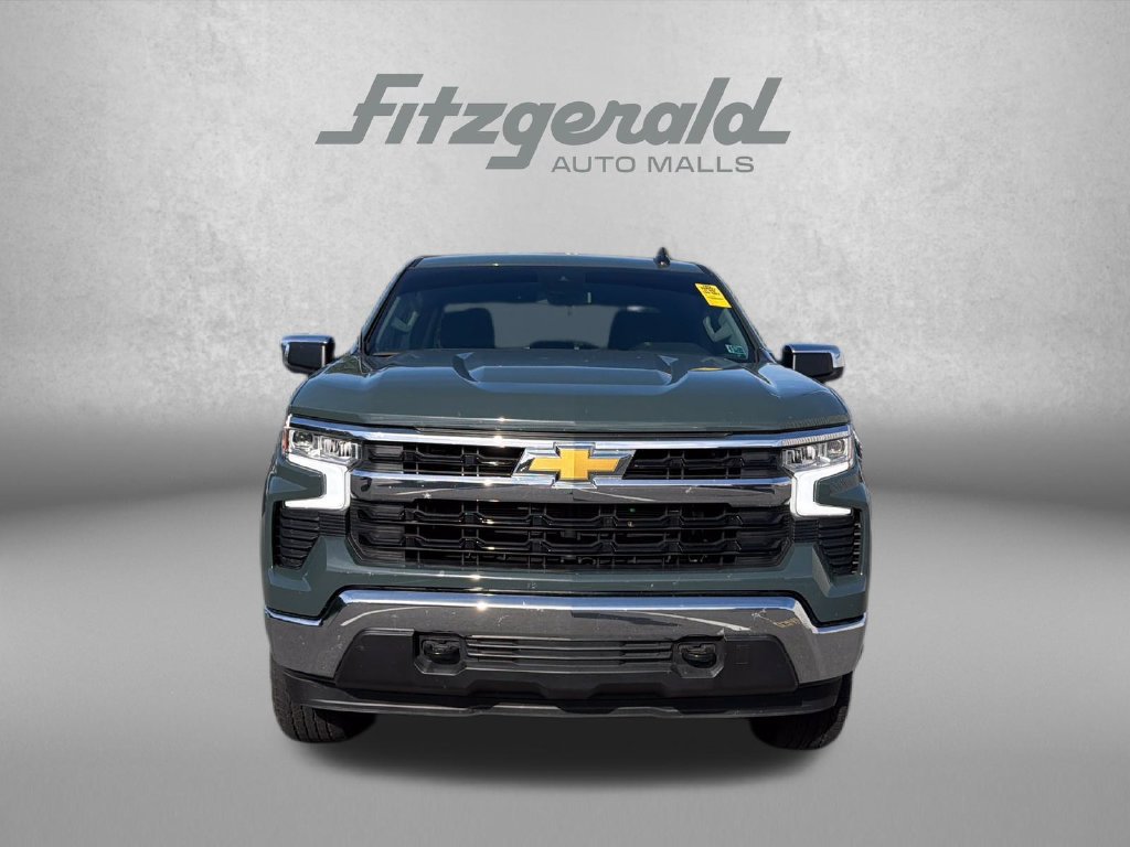 Used 2025 Chevrolet Silverado 1500 LT w/ Z71 Off-Road Package AWD/4WD image 2