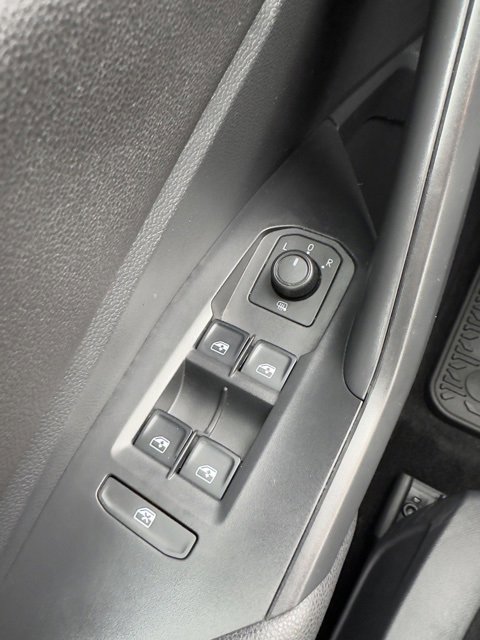 Used 2019 Volkswagen Jetta S w/ Driver Assistance Package image 17