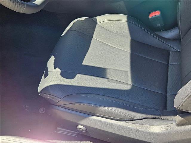 New 2026 Mercedes-Benz CLE 450 4MATIC Coupe image 4