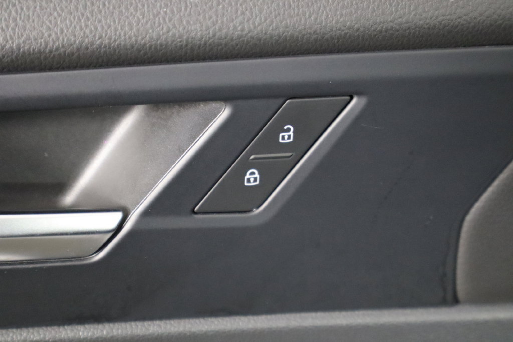 Used 2024 Volkswagen Jetta Sport FWD image 21