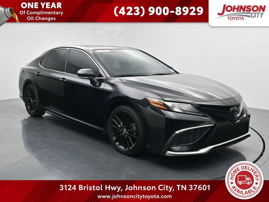 Used 2022 Toyota Camry XSE w/ Cold Weather Package