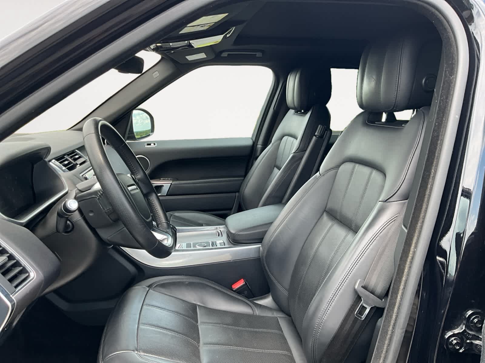 Used 2018 Land Rover Range Rover Sport HSE AWD/4WD image 9
