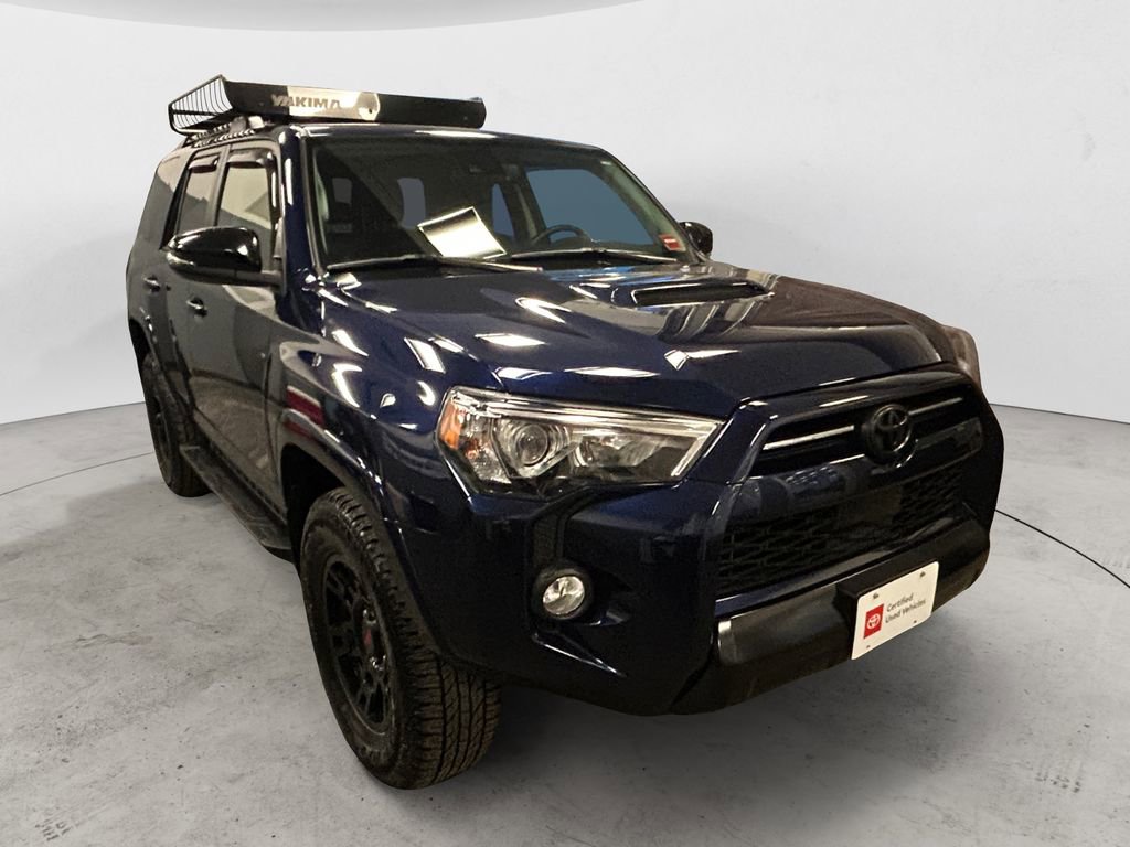 Used 2020 Toyota 4Runner Venture AWD/4WD image 7