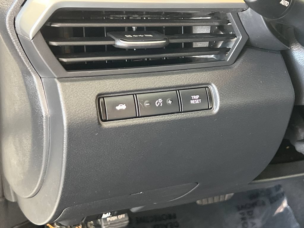 Used 2019 Nissan Altima 2.5 SR FWD image 32