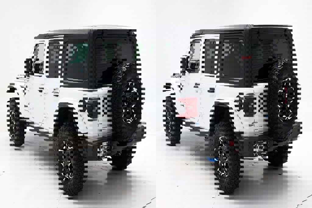 Used 2023 Jeep Wrangler Unlimited Rubicon 4xe w/ Dual Top Group AWD/4WD image 6