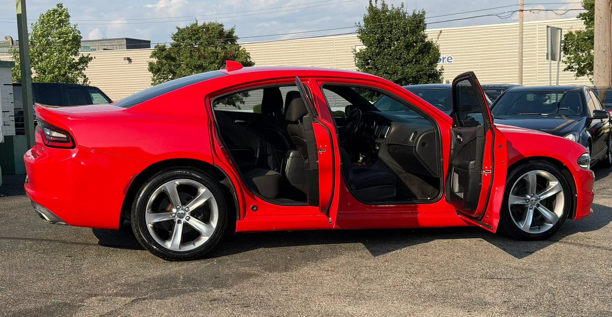 Used 2016 Dodge Charger R/T RWD image 26
