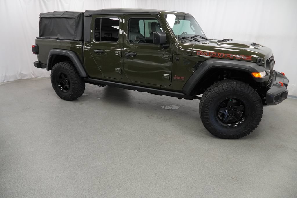 Used 2022 Jeep Gladiator Mojave w/ Cold Weather Group AWD/4WD image 15