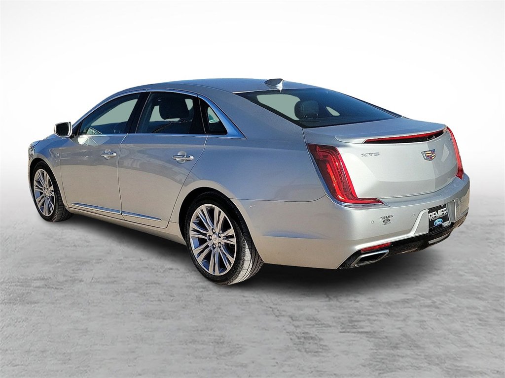 Used 2019 Cadillac XTS Luxury image 7
