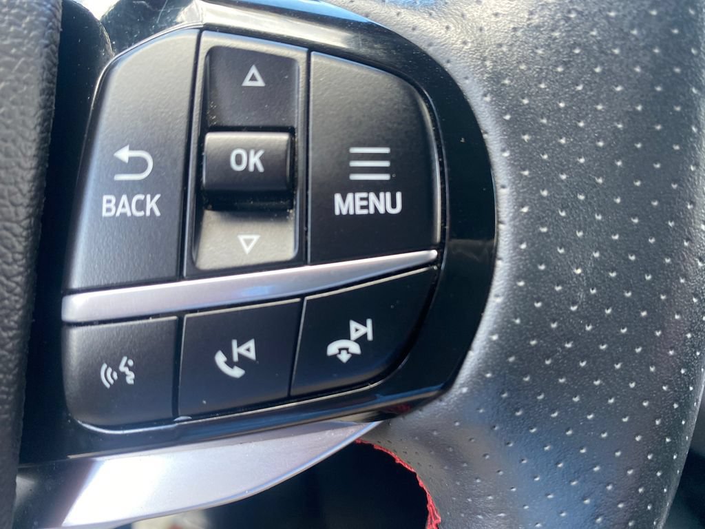 Used 2025 Ford Explorer ST-Line w/ ST-Line Street Pack AWD/4WD image 27