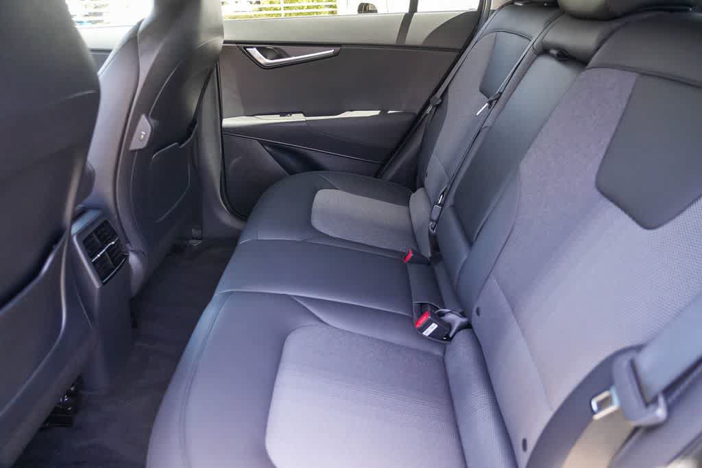 Used 2024 Kia Niro Wind FWD image 18