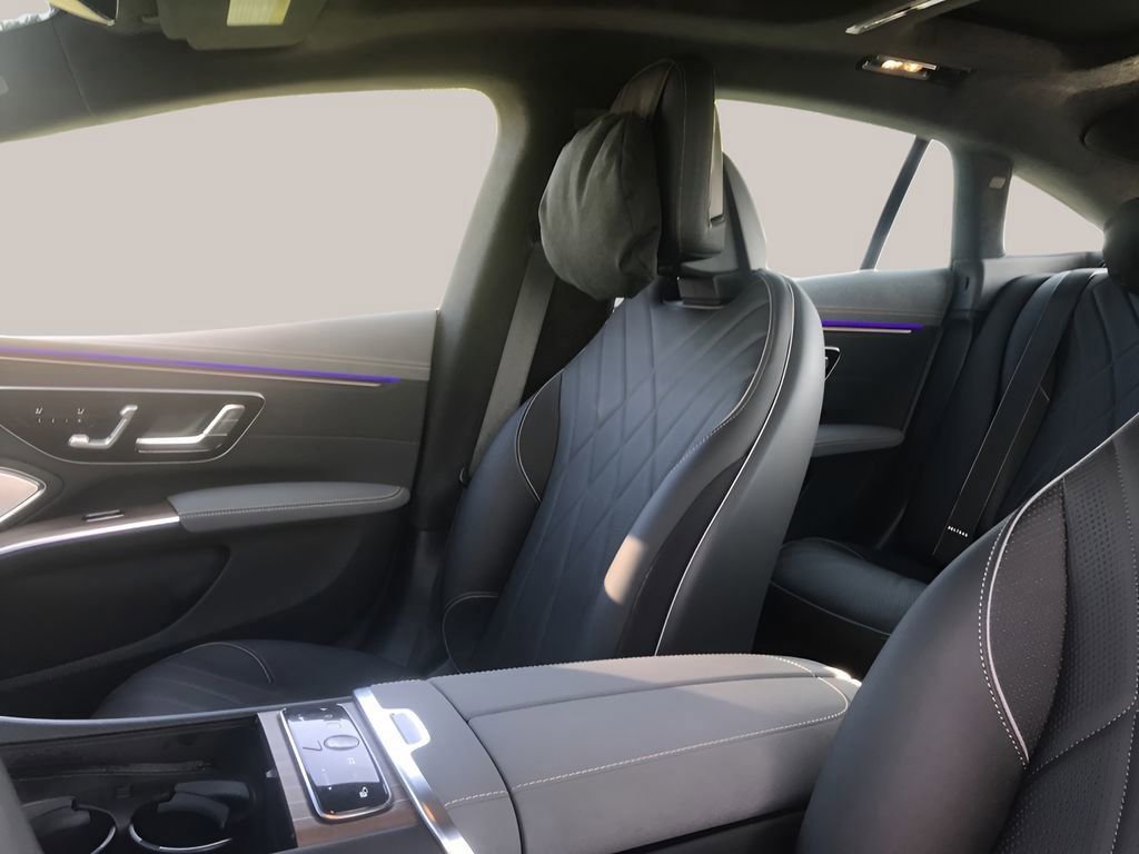 Used 2023 Mercedes-Benz EQS 580 4MATIC Sedan image 48