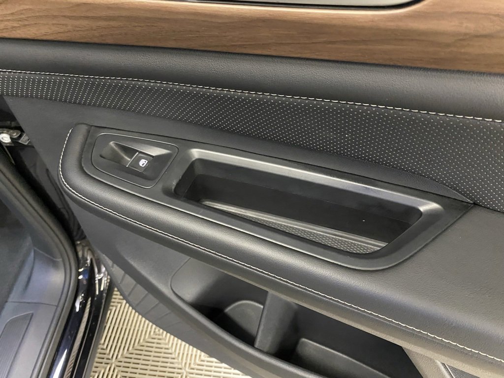 Used 2024 Volkswagen Atlas SE image 40