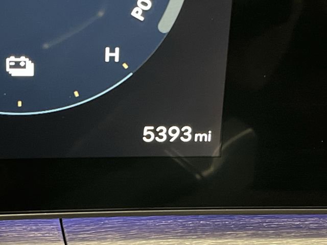 Used 2025 Hyundai Santa Fe Calligraphy image 6