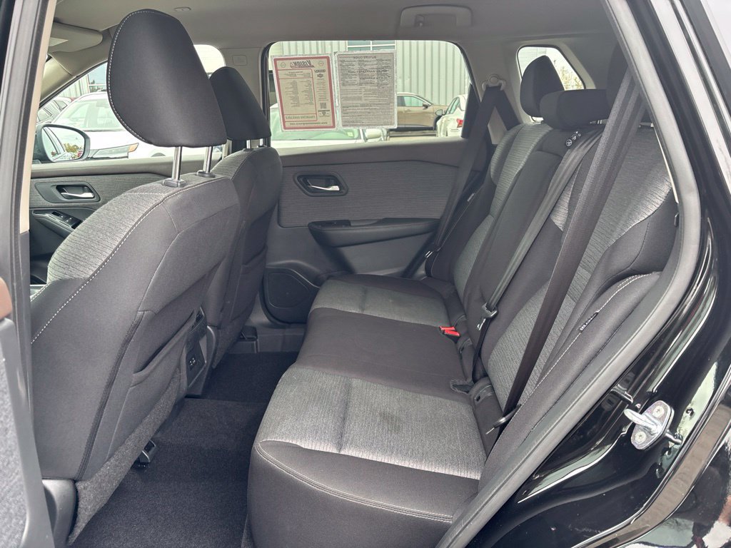 Certified 2022 Nissan Rogue SV AWD/4WD image 13