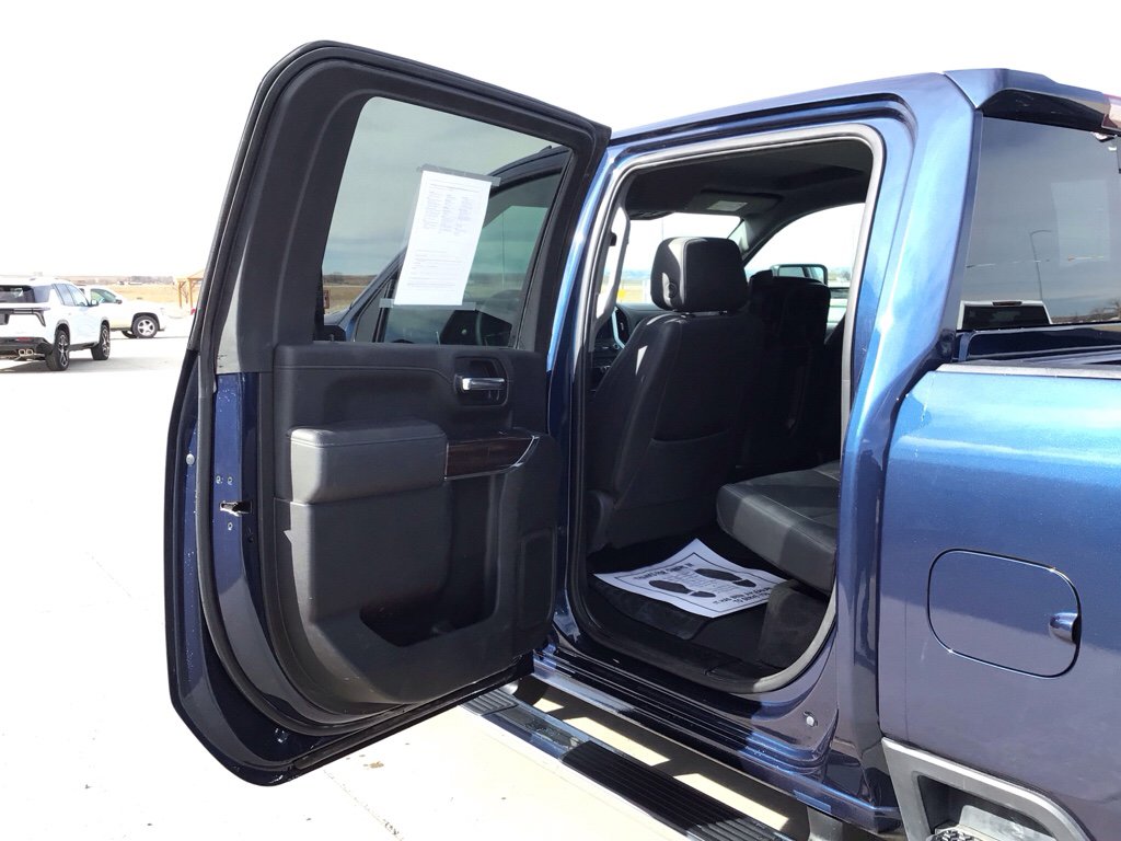 Used 2022 Chevrolet Silverado 3500 LT w/ Convenience Package AWD/4WD image 13