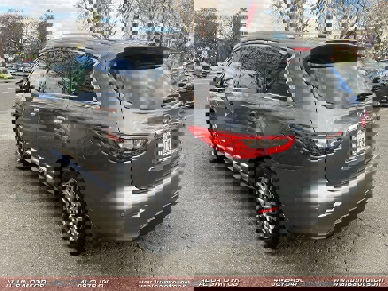 Used 2015 INFINITI QX60 AWD w/ Premium Plus Package image 7