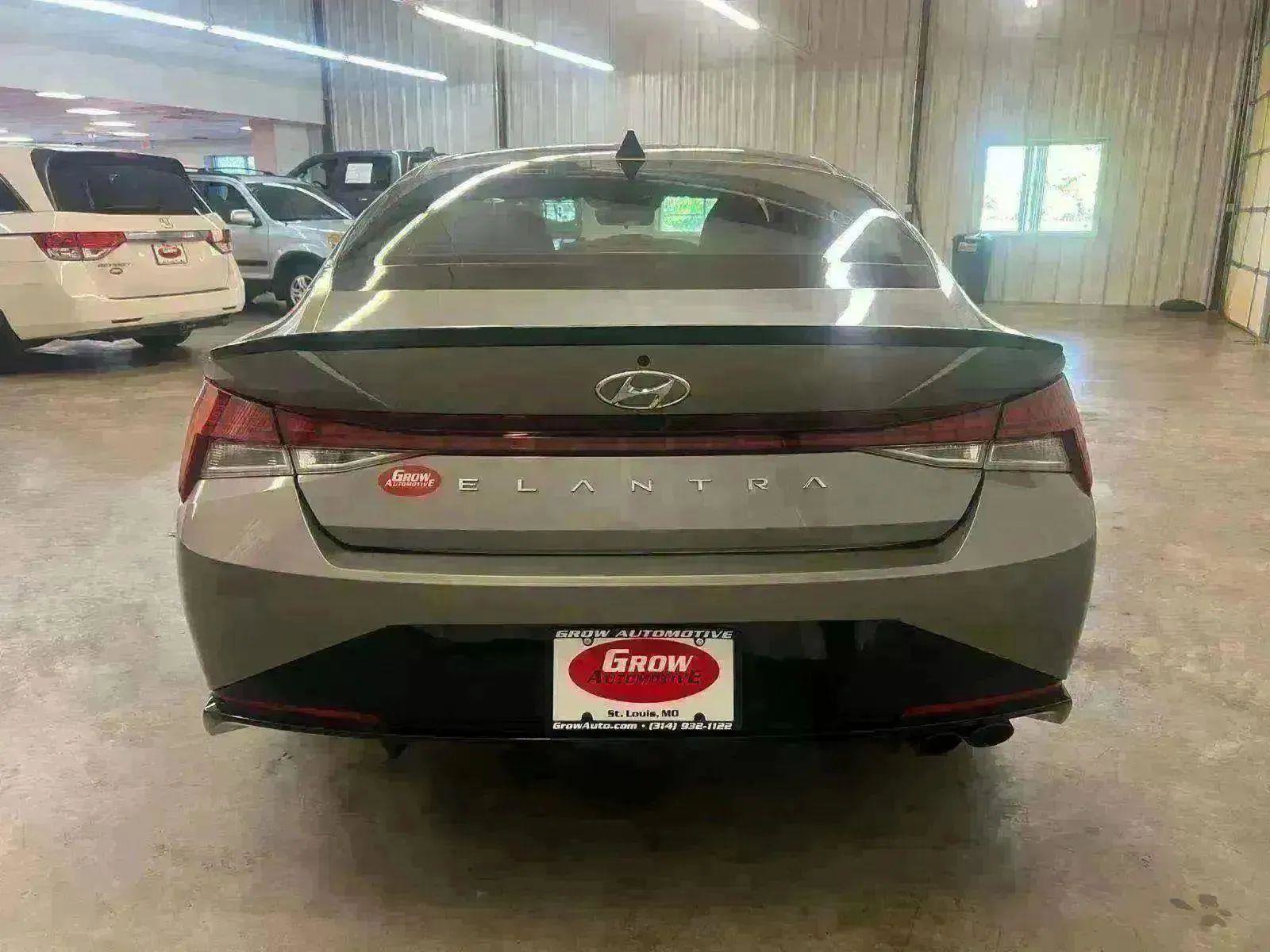 Used 2023 Hyundai Elantra N Line image 9