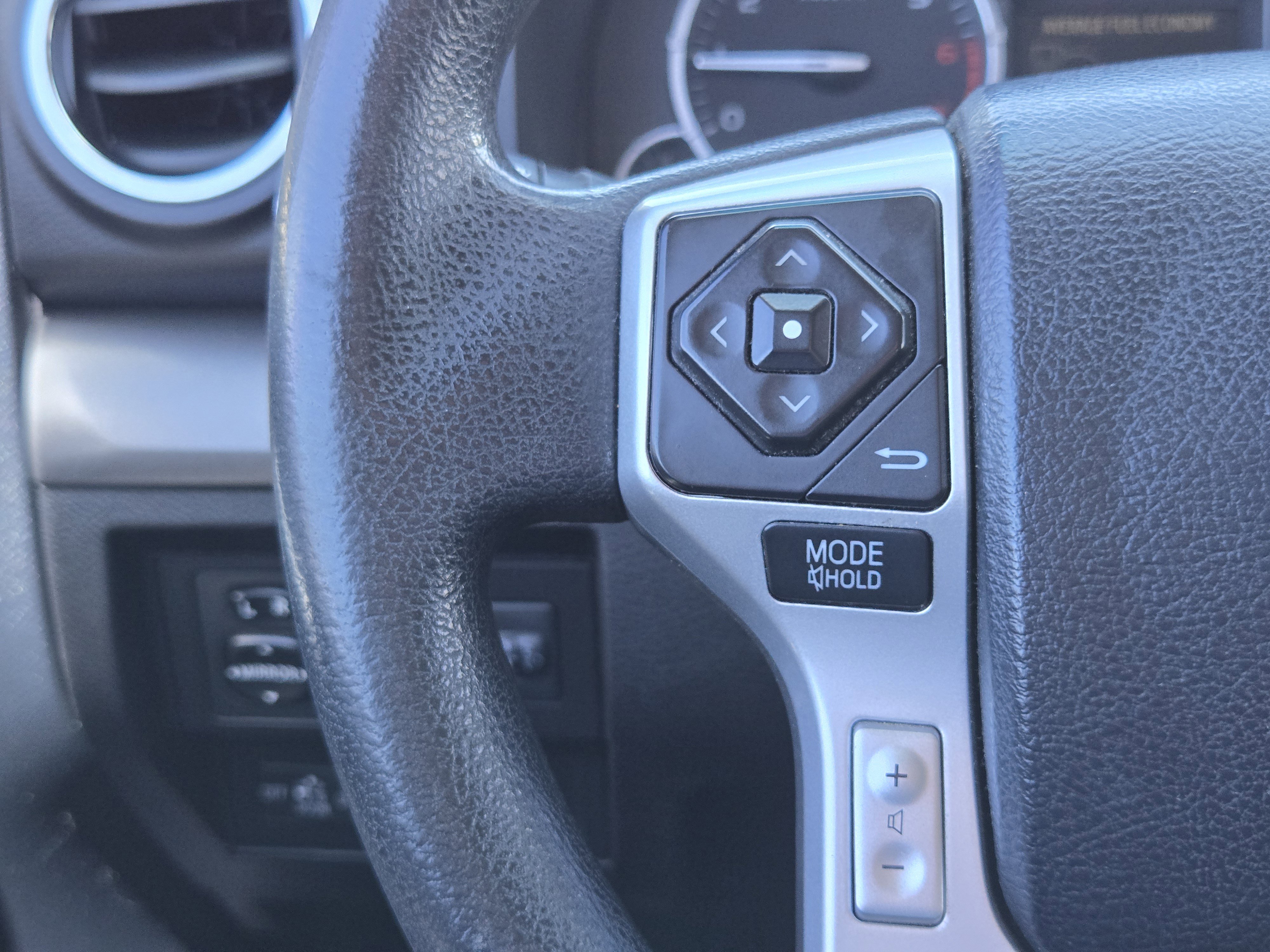 Used 2015 Toyota Tundra SR5 w/ TRD Off Road Package image 18