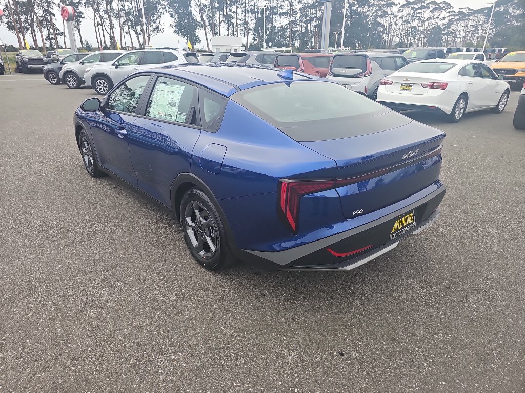 New 2025 Kia K4 LXS image 3
