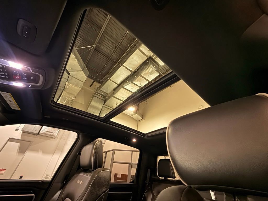 Used 2019 RAM 1500 Laramie image 18