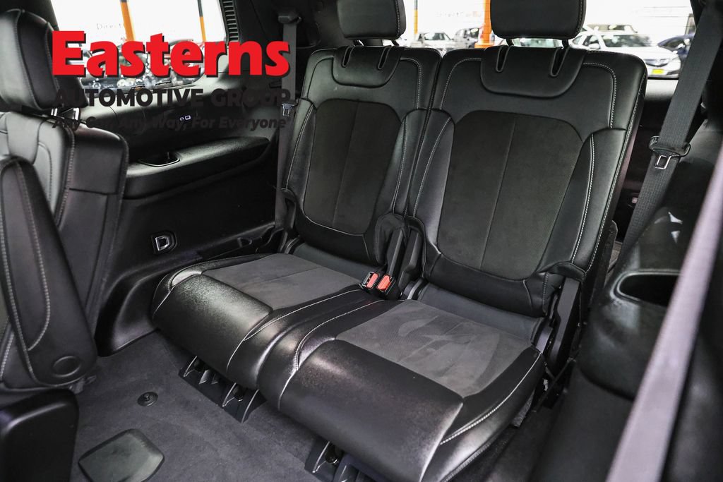Used 2023 Jeep Grand Cherokee L Laredo AWD/4WD image 22