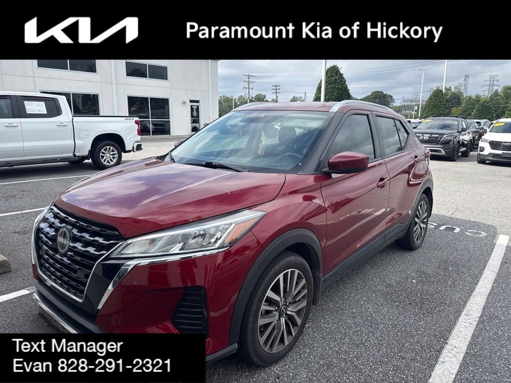 Used 2023 Nissan Kicks SV FWD image 1