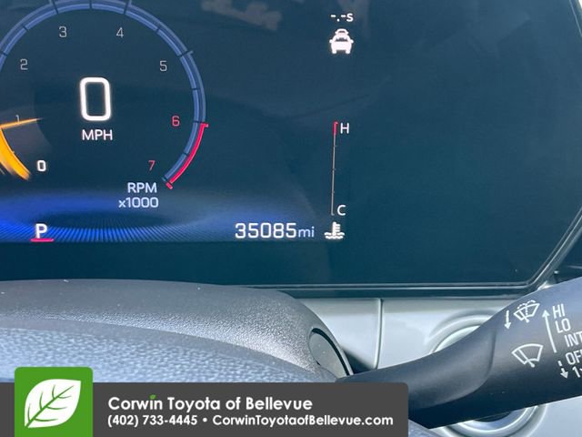 Used 2025 Chevrolet Trax LT FWD image 10