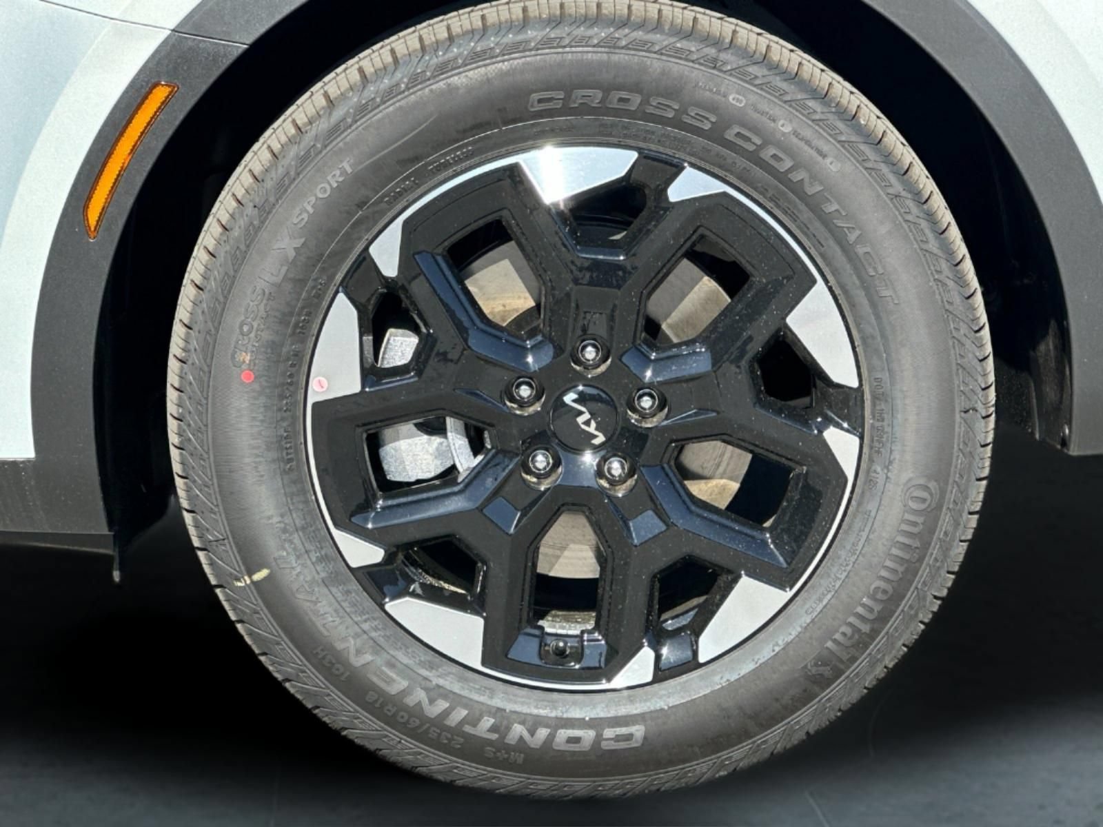 New 2026 Kia Sorento S FWD image 25