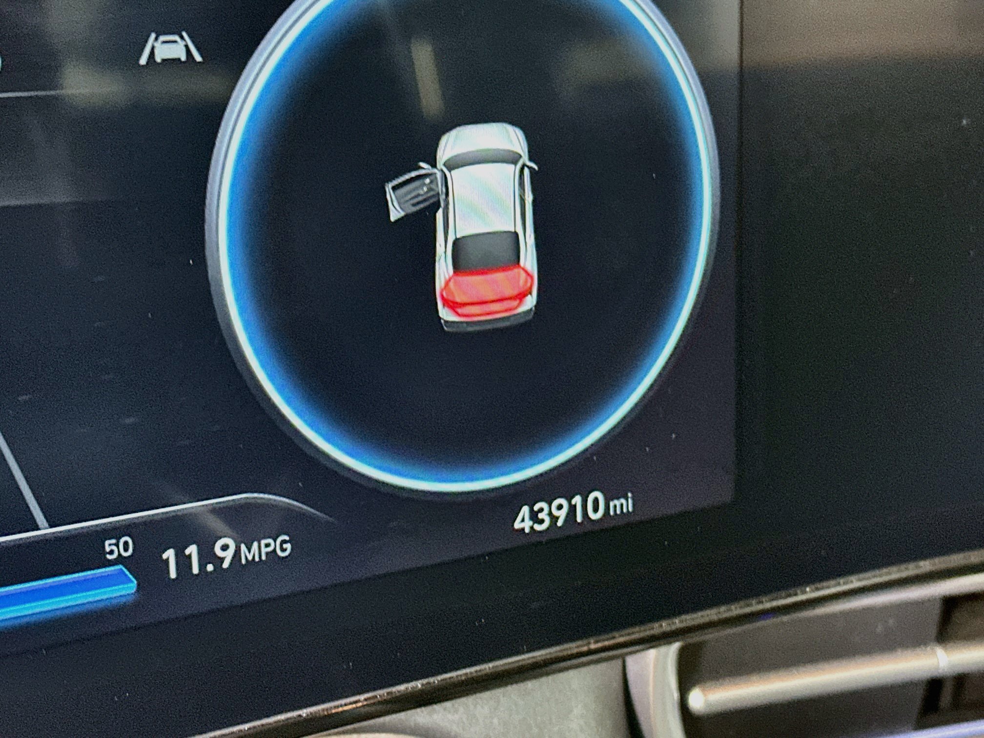 Used 2025 Hyundai Elantra SEL FWD image 19