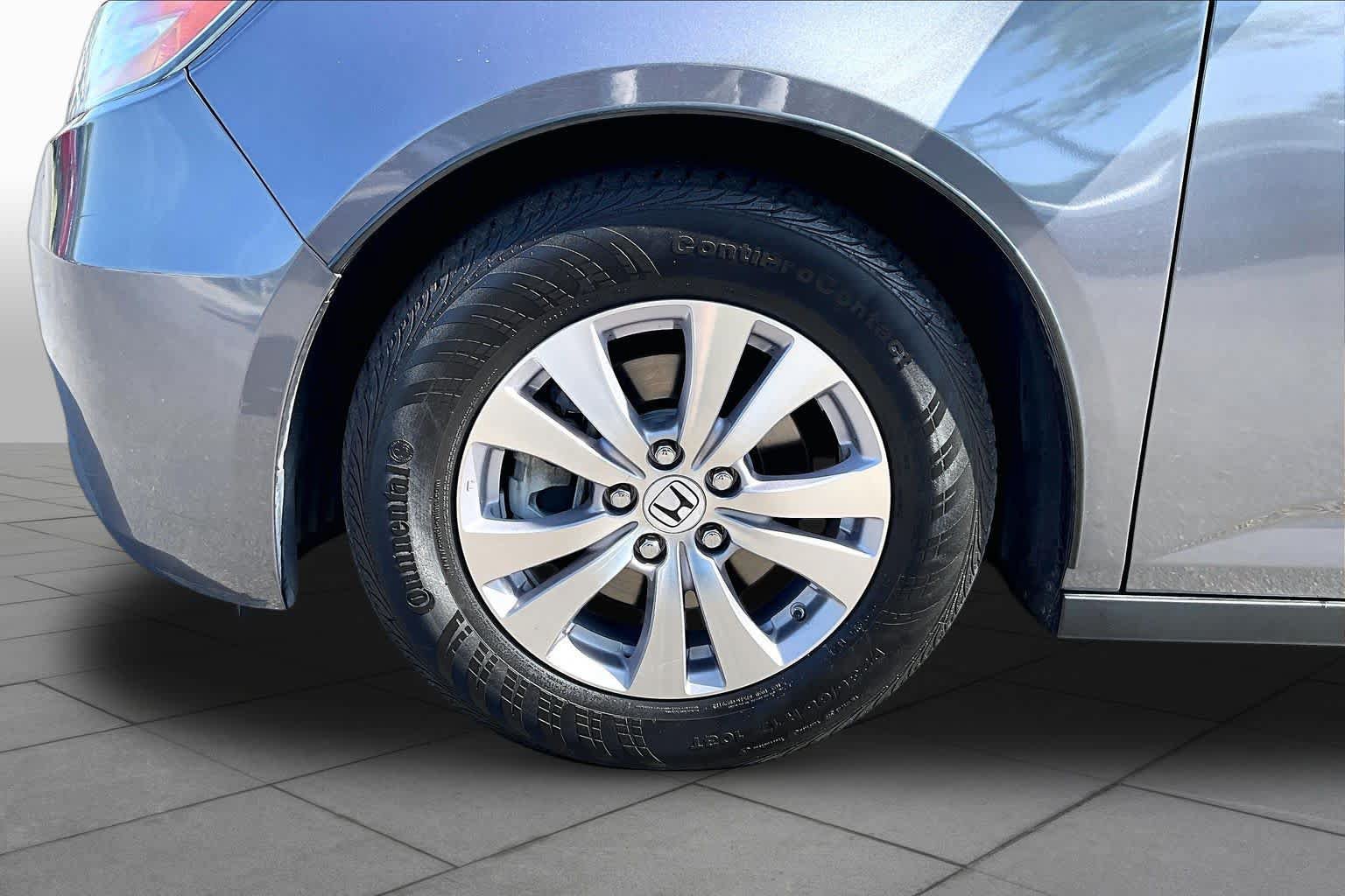Used 2016 Honda Odyssey EX-L image 11