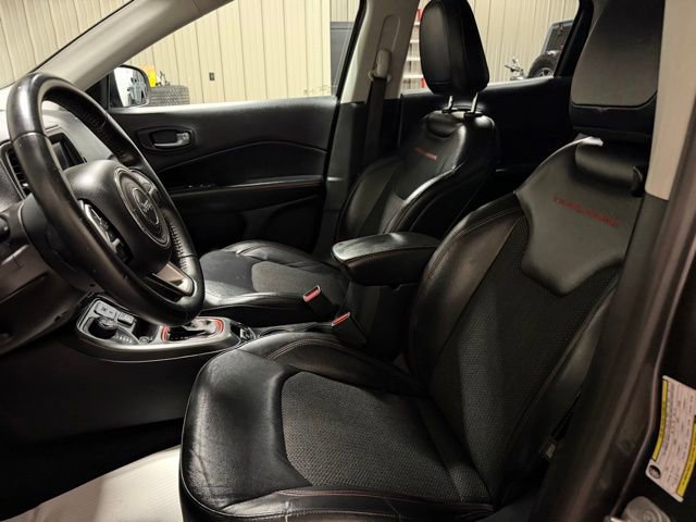 Used 2019 Jeep Compass Trailhawk image 13