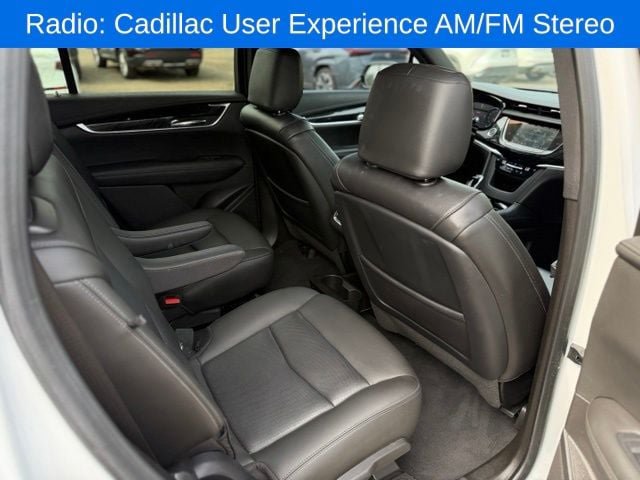 Used 2022 Cadillac XT6 Premium Luxury AWD/4WD image 12