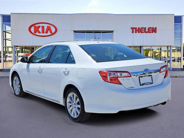 Used 2013 Toyota Camry XLE w/ Leather Pkg FWD image 3