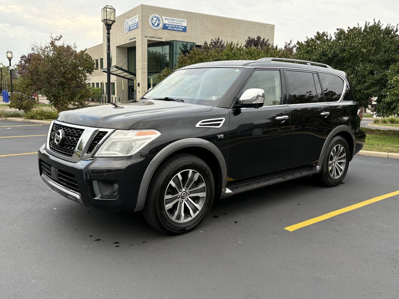 Used 2019 Nissan Armada SL w/ Premium Package AWD/4WD image 17