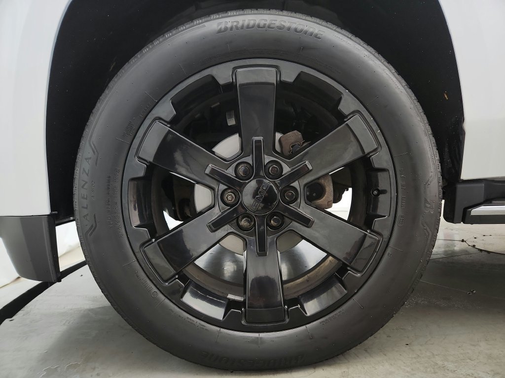Used 2018 GMC Yukon SLE w/ Convenience Package AWD/4WD image 32