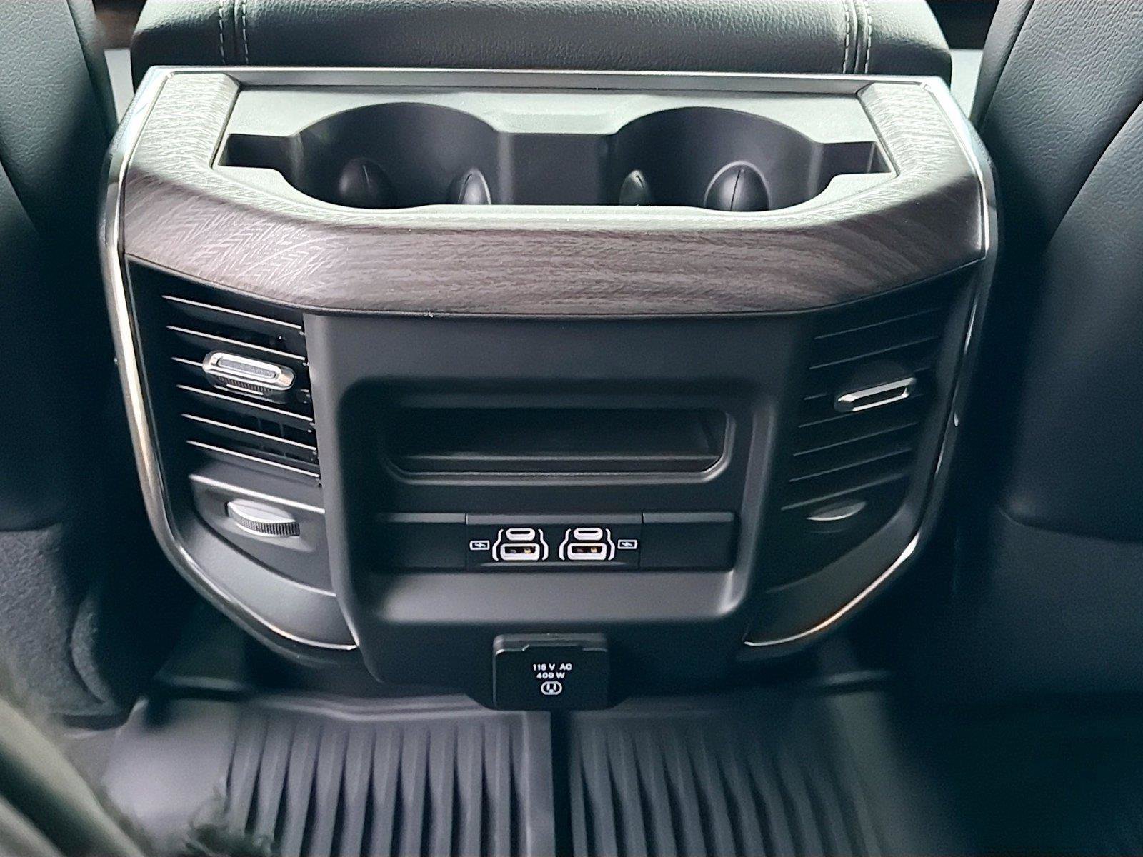New 2026 RAM 2500 Laramie w/ Sport Appearance Package AWD/4WD image 19