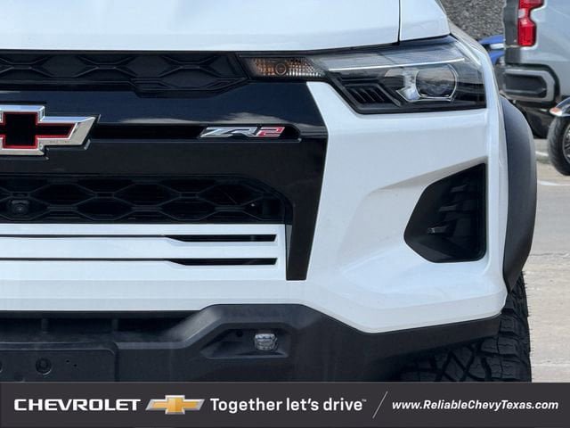 Used 2024 Chevrolet Colorado ZR2 w/ ZR2 Convenience Package III AWD/4WD image 4